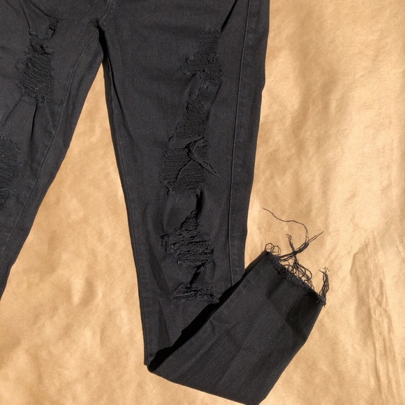 Guess Jeans - Picture 3 of 4